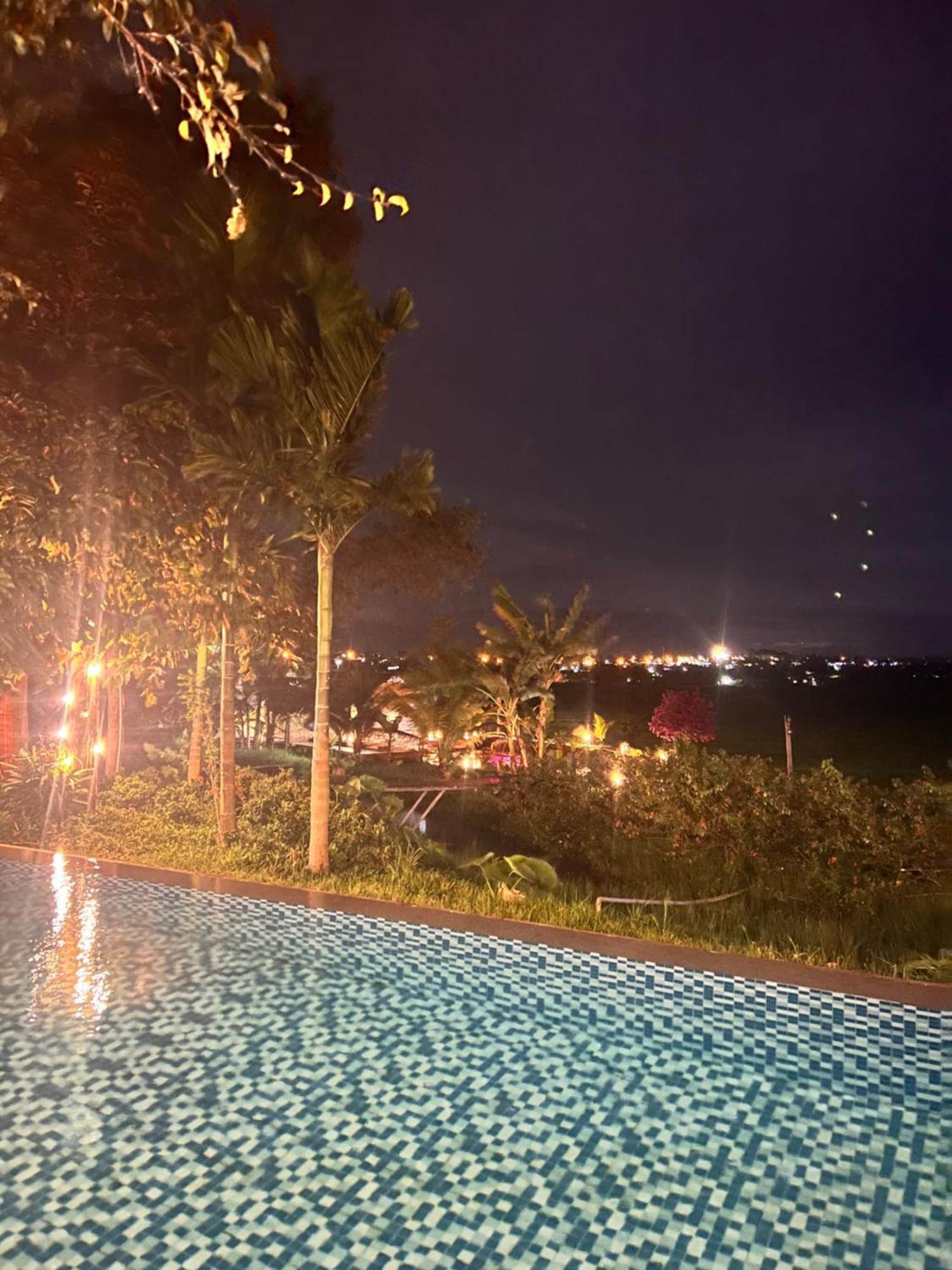 Hotel Komleo Farm Buon Ma Thuot Exterior foto