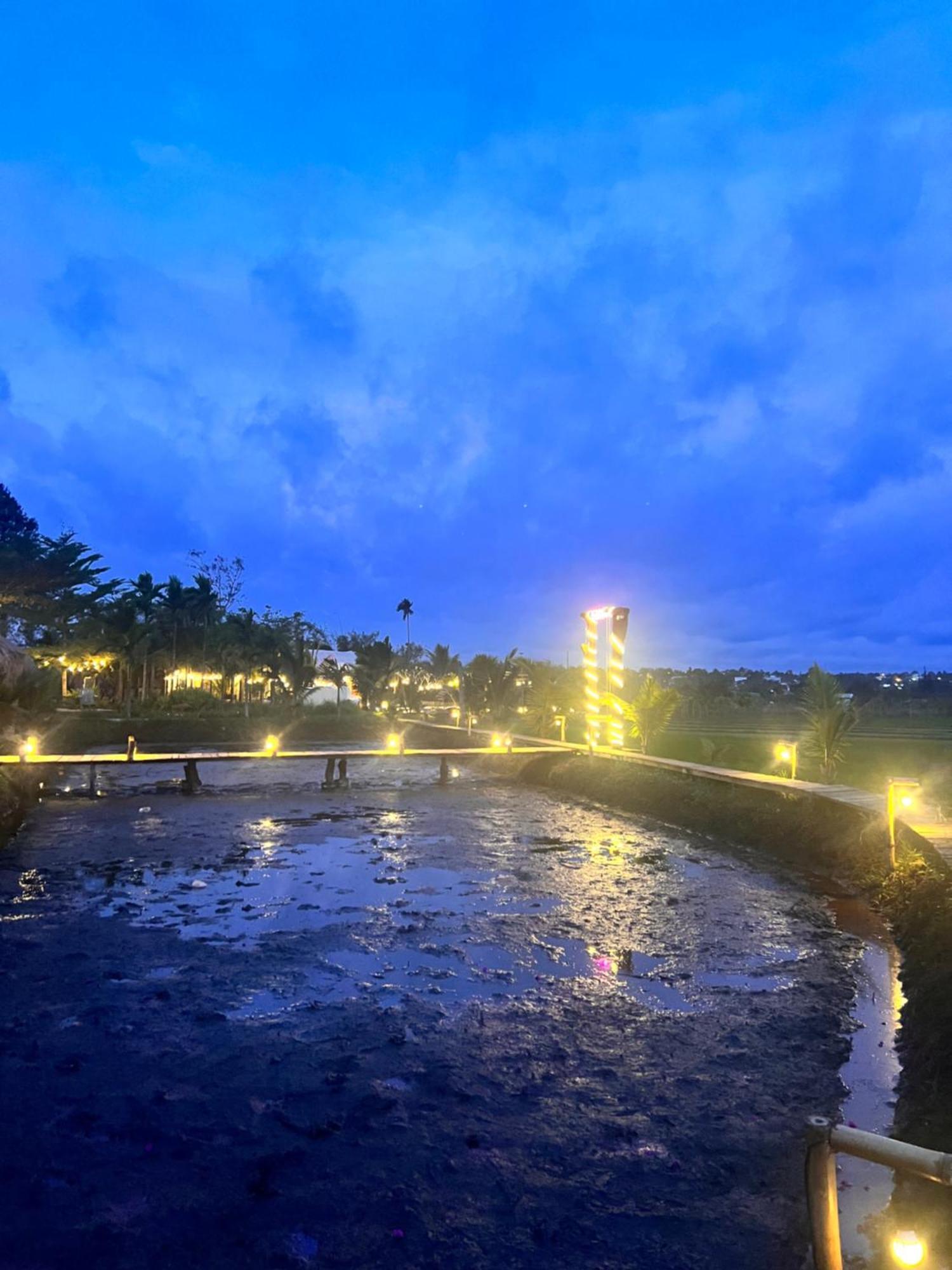 Hotel Komleo Farm Buon Ma Thuot Exterior foto