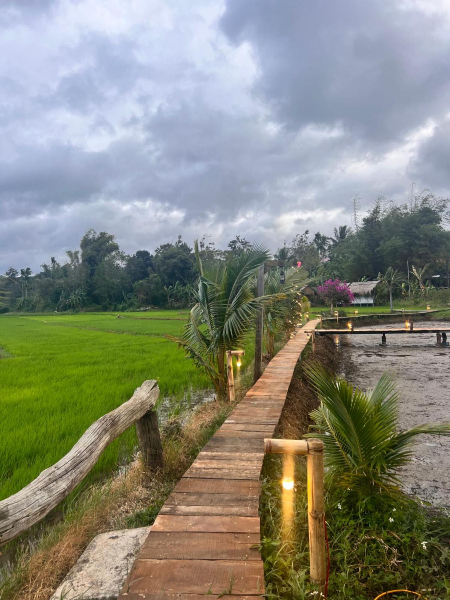 Hotel Komleo Farm Buon Ma Thuot Exterior foto