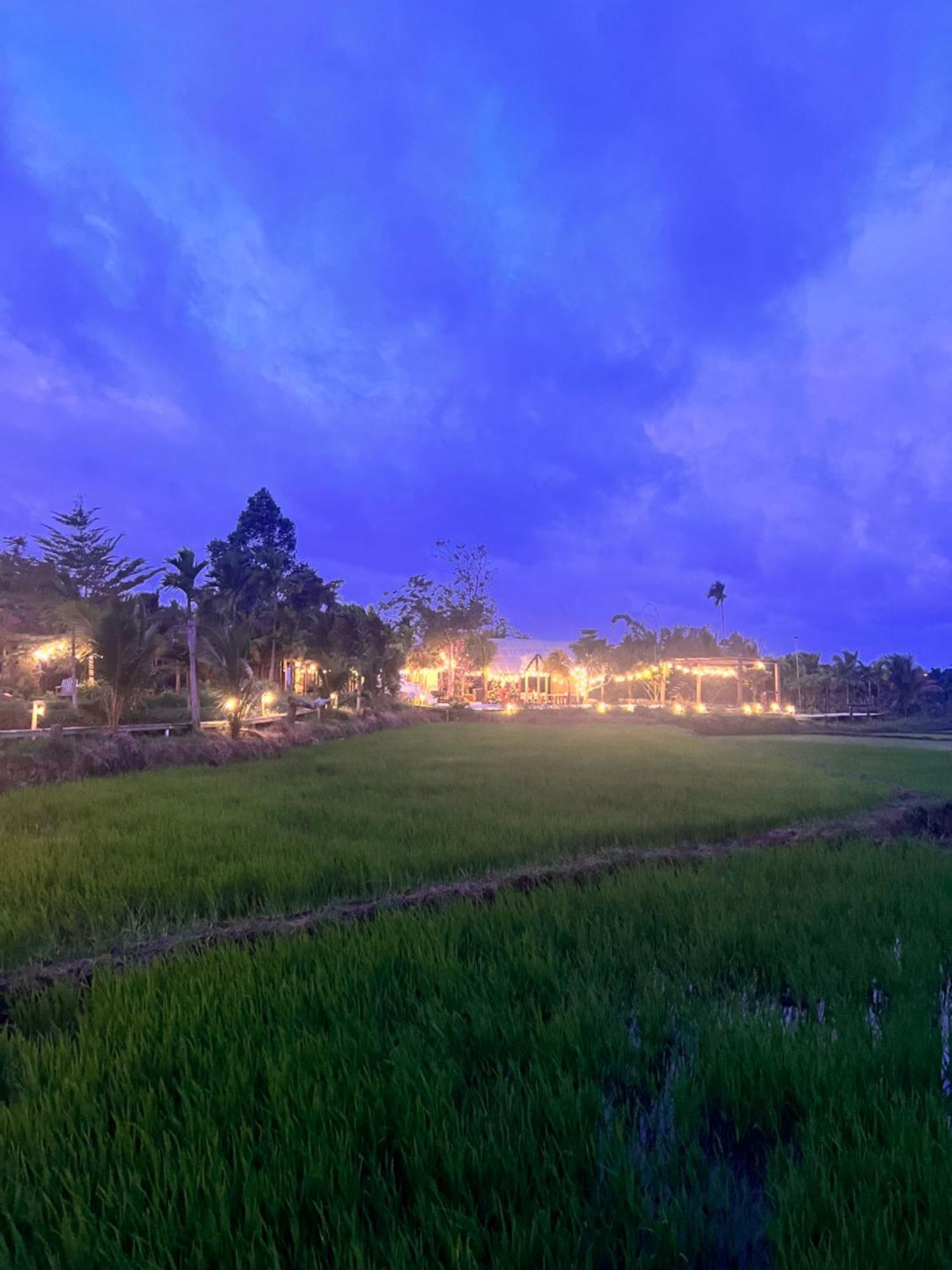 Hotel Komleo Farm Buon Ma Thuot Exterior foto